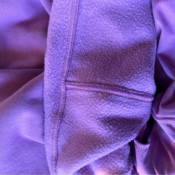 Lululemon scuba joggers size 4 purple in colour in great condition - Picture 2 of 7